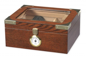 The Capri 25 Humidor - Glasstop in Macintosh Oak